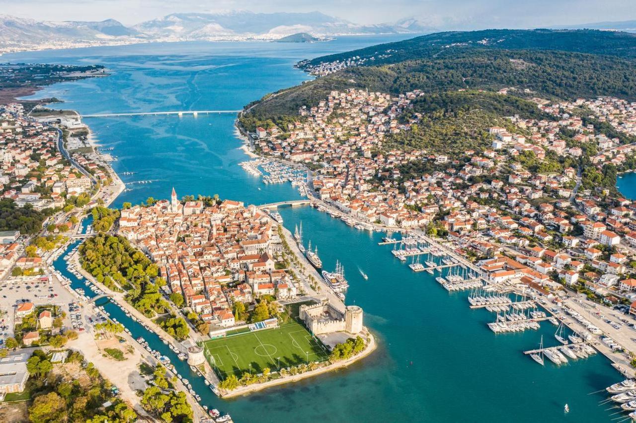 Lambrisa Apartman Trogir Kültér fotó