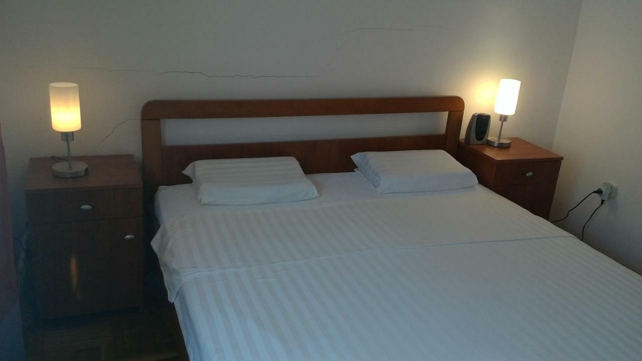 Lambrisa Apartman Trogir Kültér fotó