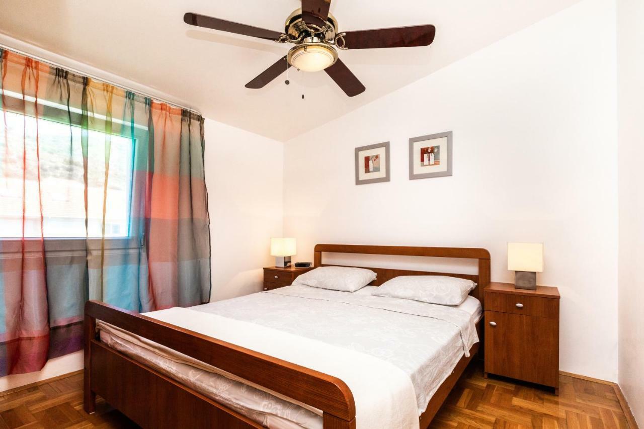 Lambrisa Apartman Trogir Kültér fotó